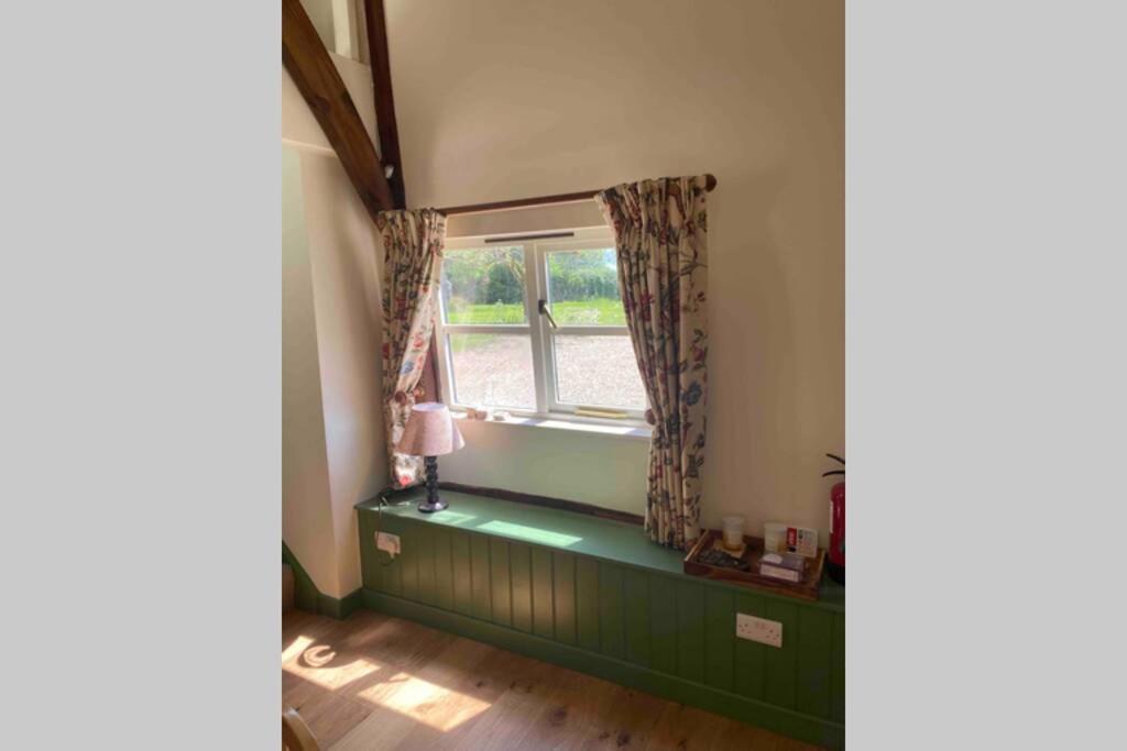 Gorgeous Comfortable Barn With Huge Private Orchard In Quiet Suffolk Location Depden Zewnętrze zdjęcie