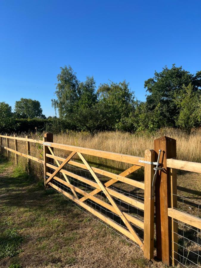 Gorgeous Comfortable Barn With Huge Private Orchard In Quiet Suffolk Location Depden Zewnętrze zdjęcie